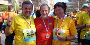 I due maratoneti italiani più produttivi attorniano il primo dei primi, Christian Hottas