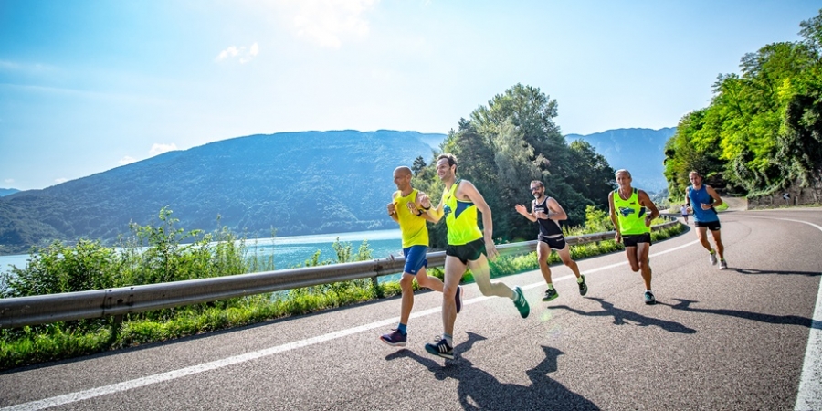 Un tratto del percorso sul Lago di Santa Croce