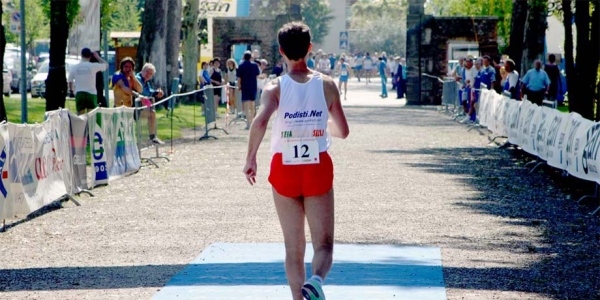 Morselli all&#039;arrivo della maratona del Custoza... all&#039;indietro!