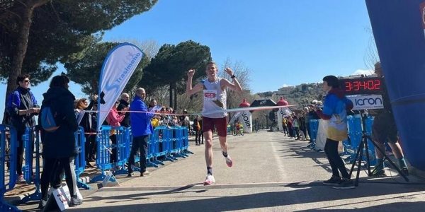 Hart vince la 58km