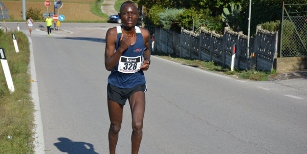 Simon Kibet Loitanyang in gara