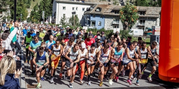 Una partenza della Engadiner Sommerlauf