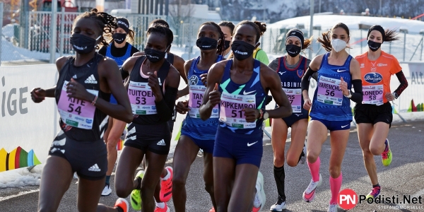 La gara donne, la Kipkemboi con il nr. 51