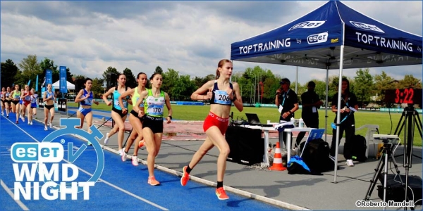 Un momento della gara femminile sui 1500 metri