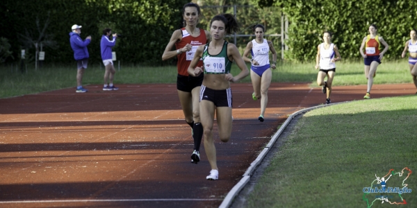 La svizzera Ilaria Arini in maglia verde, la neoprimatista italiana Mara Cerini (rossa), terza, in bianco Nausicaa Taraschi