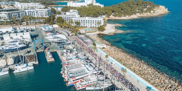 (ESP) Maratona di Ibiza, 13 aprile 2024, una corsa per godersi l&#039;isola in primavera