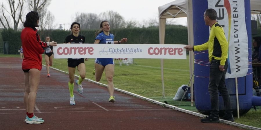 L&#039;arrivo alla sprint del Miglio Elite femminile