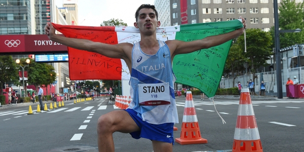 Massimo festeggia con il tricolore