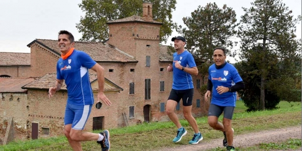 Gabriele conduce i campigalliani