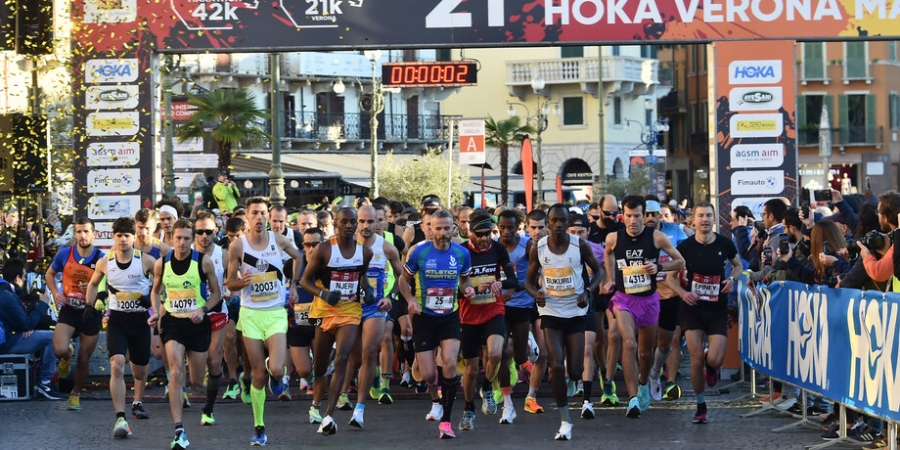 21^ Hoka Verona Marathon, vincono Njeri e Silva Silvera; nella mezza Bukuru e Lutteri
