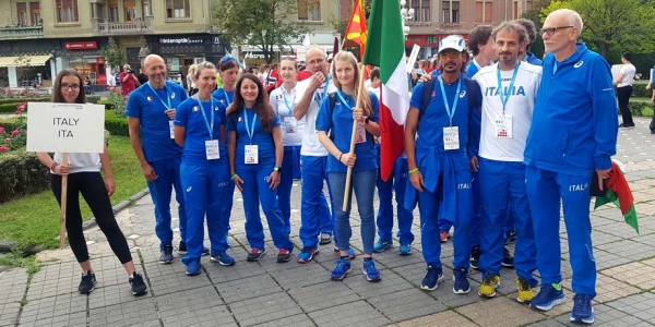 La rappresentativa italiana guidata da &quot;don&quot; Gregorio Zucchinali (a destra)