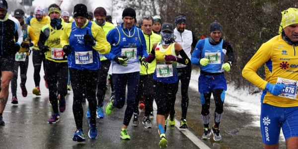 Il passaggio del gruppo al 7° Km