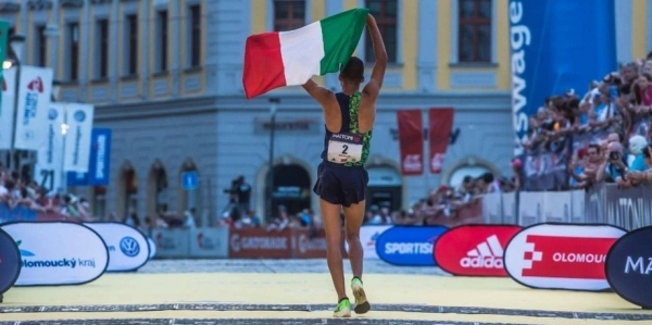 Rachik festeggia con il Tricolore