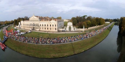 Il dritto e il rovescio della medaglia alla maratona di Venezia