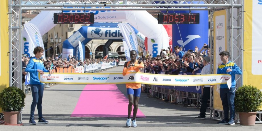 Kipchumba vince la maratona