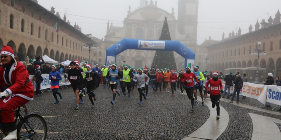 Partenza Scarpad&#039;oro di Babbo Natale