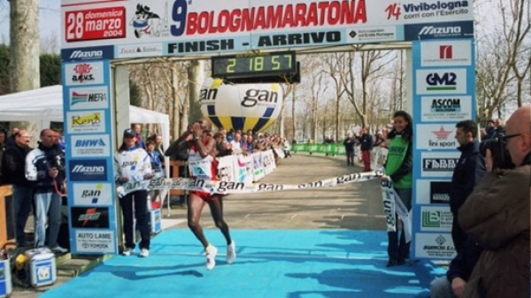 Maratona di Bologna 2004